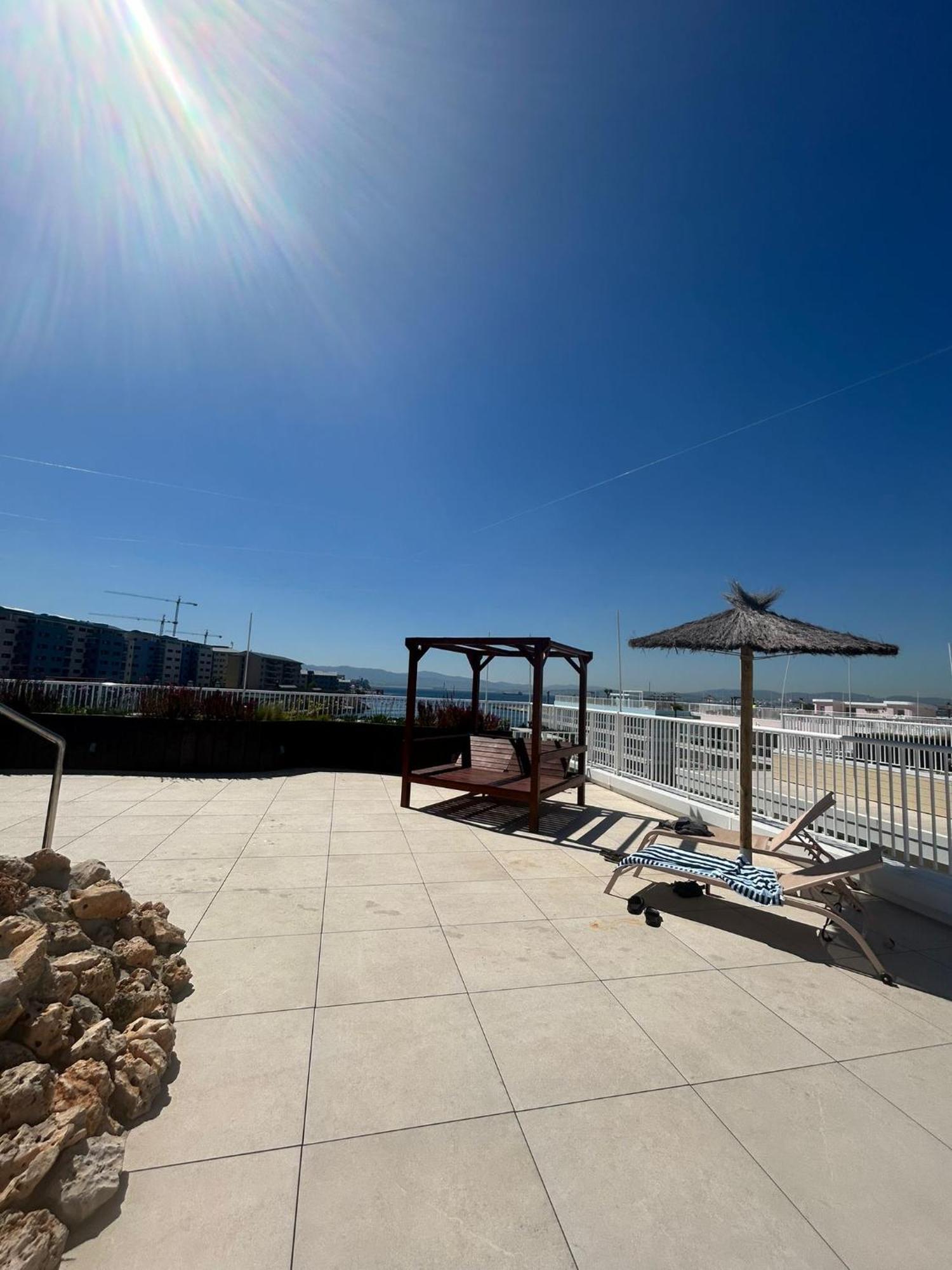 Marina Club Luxury Private Studio With Pool And Incredible Views Γιβραλτάρ Εξωτερικό φωτογραφία