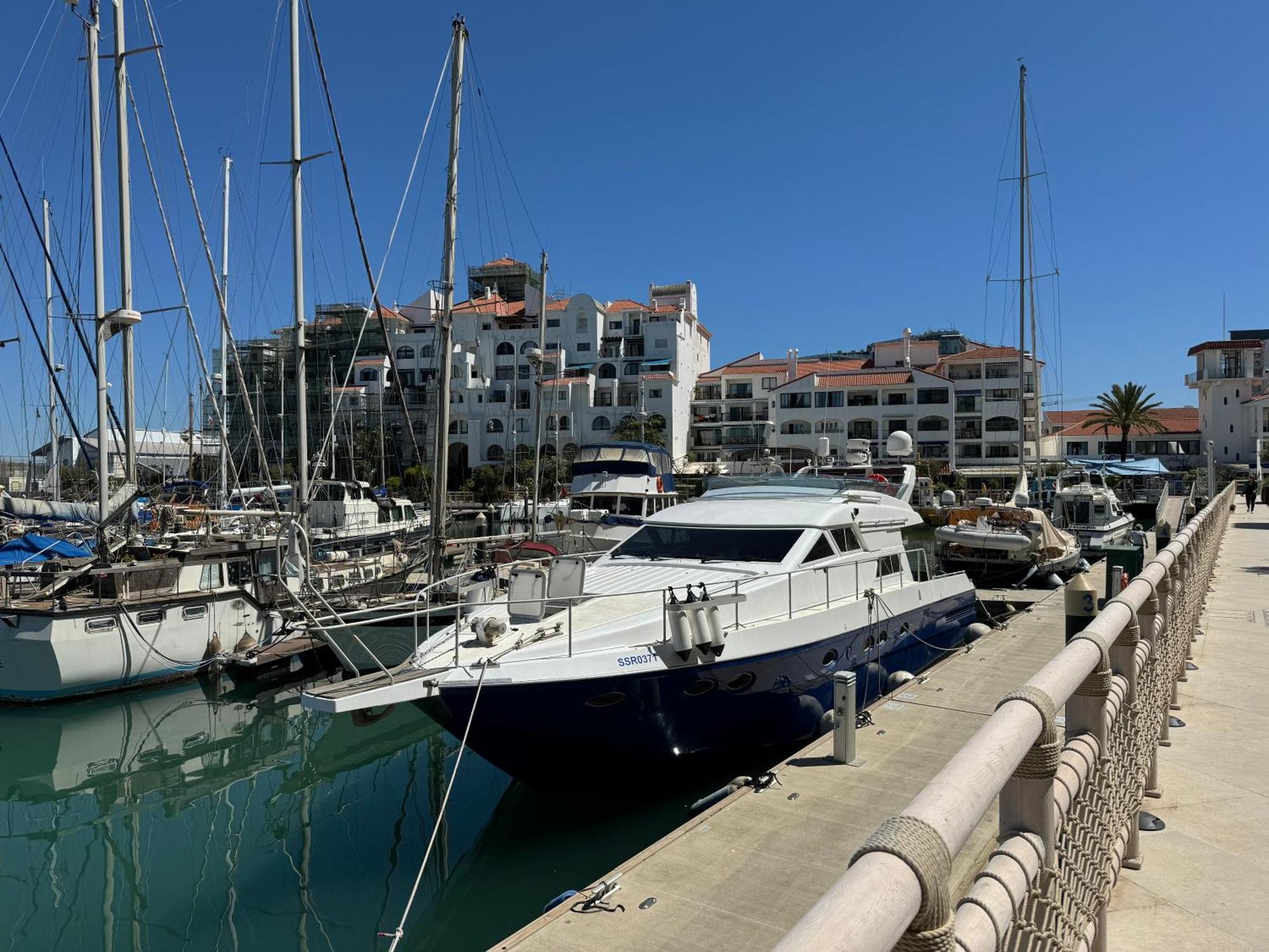Marina Club Luxury Private Studio With Pool And Incredible Views Γιβραλτάρ Εξωτερικό φωτογραφία