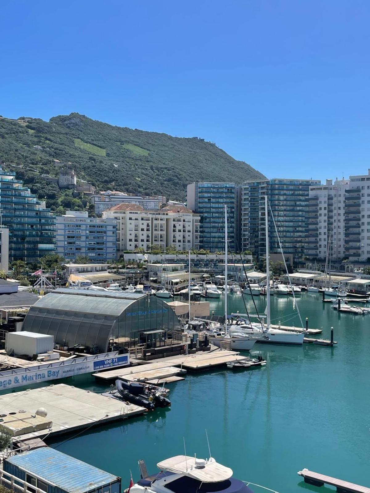 Marina Club Luxury Private Studio With Pool And Incredible Views Γιβραλτάρ Εξωτερικό φωτογραφία