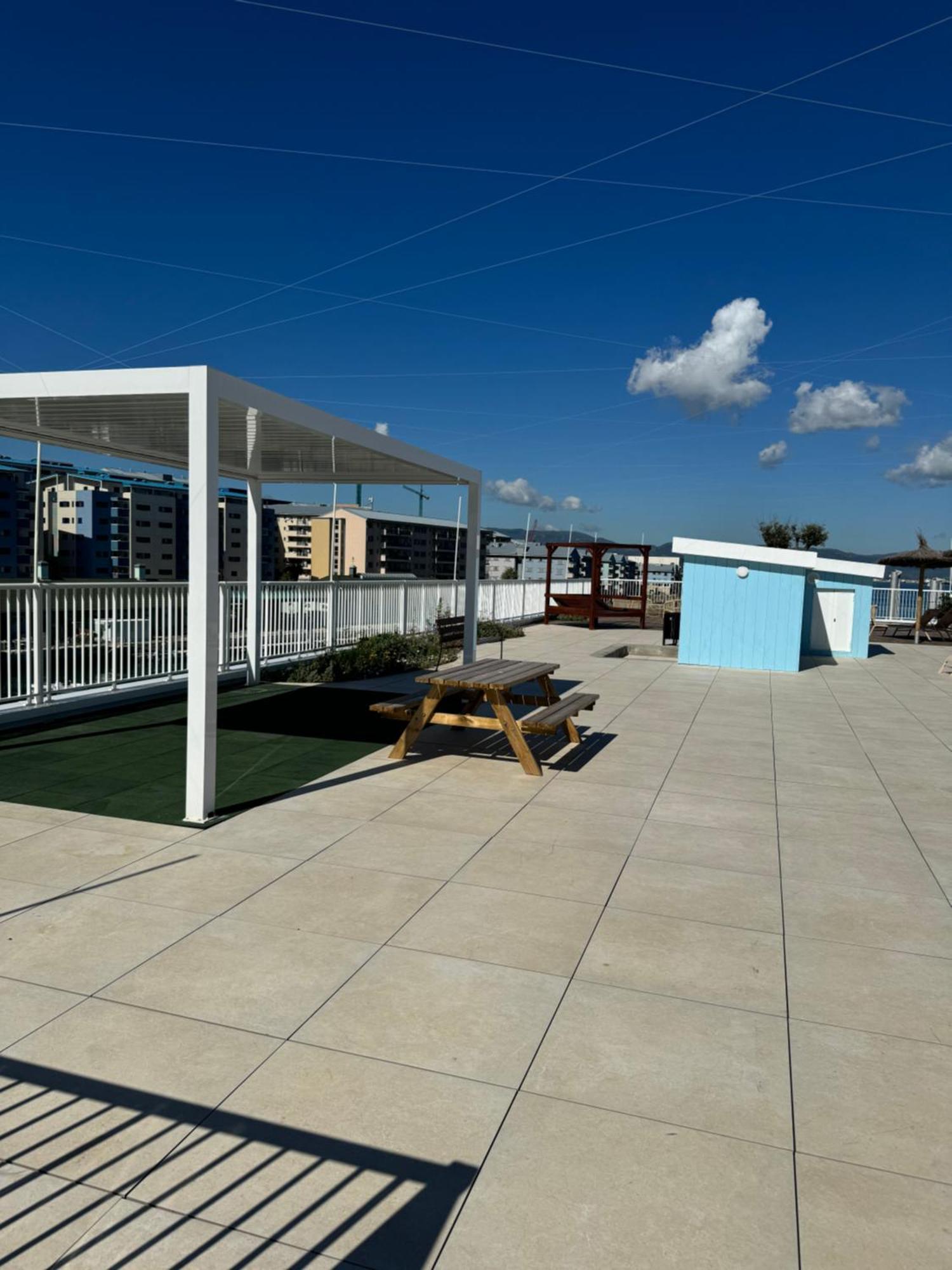 Marina Club Luxury Private Studio With Pool And Incredible Views Γιβραλτάρ Εξωτερικό φωτογραφία