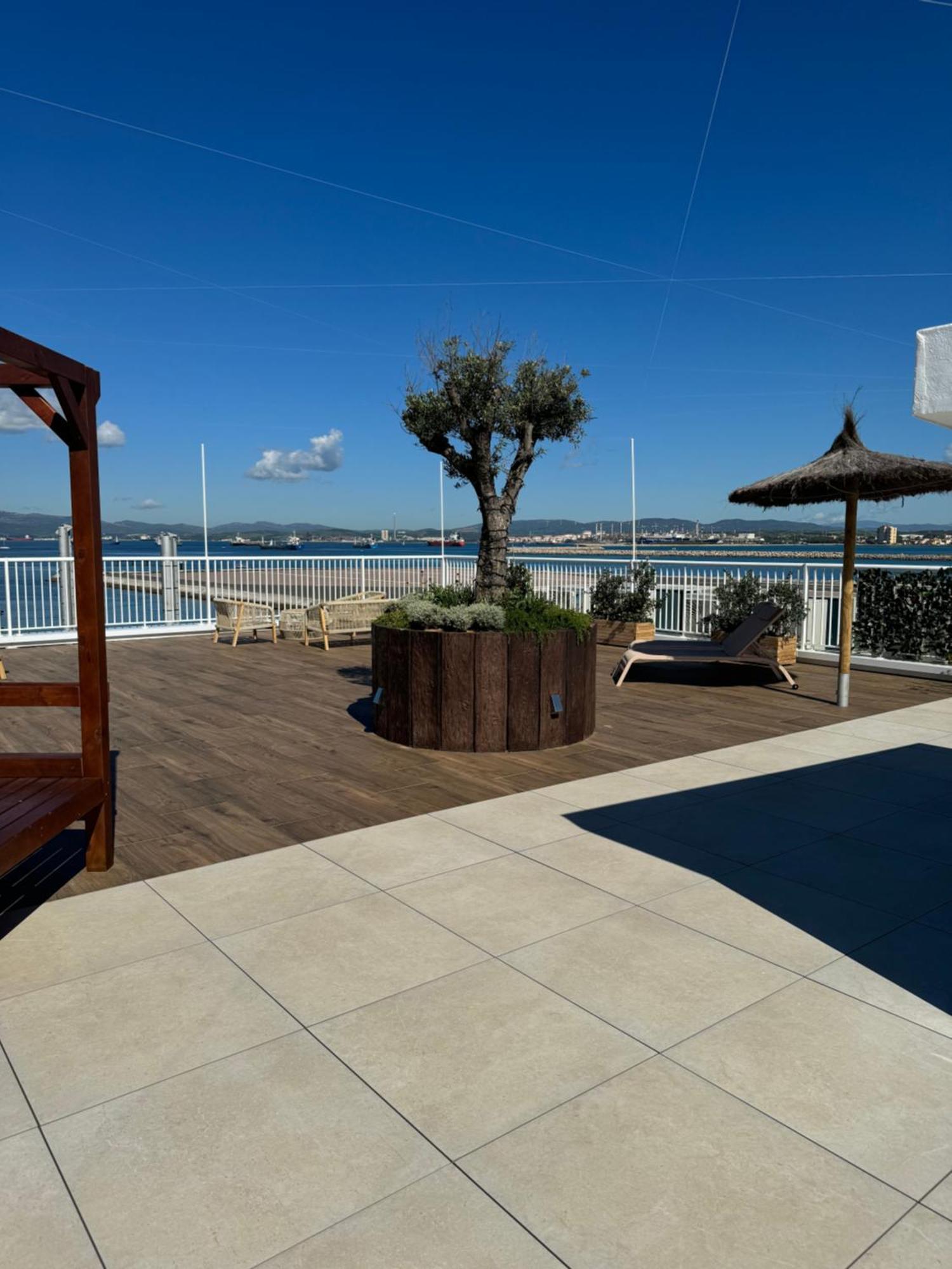 Marina Club Luxury Private Studio With Pool And Incredible Views Γιβραλτάρ Εξωτερικό φωτογραφία