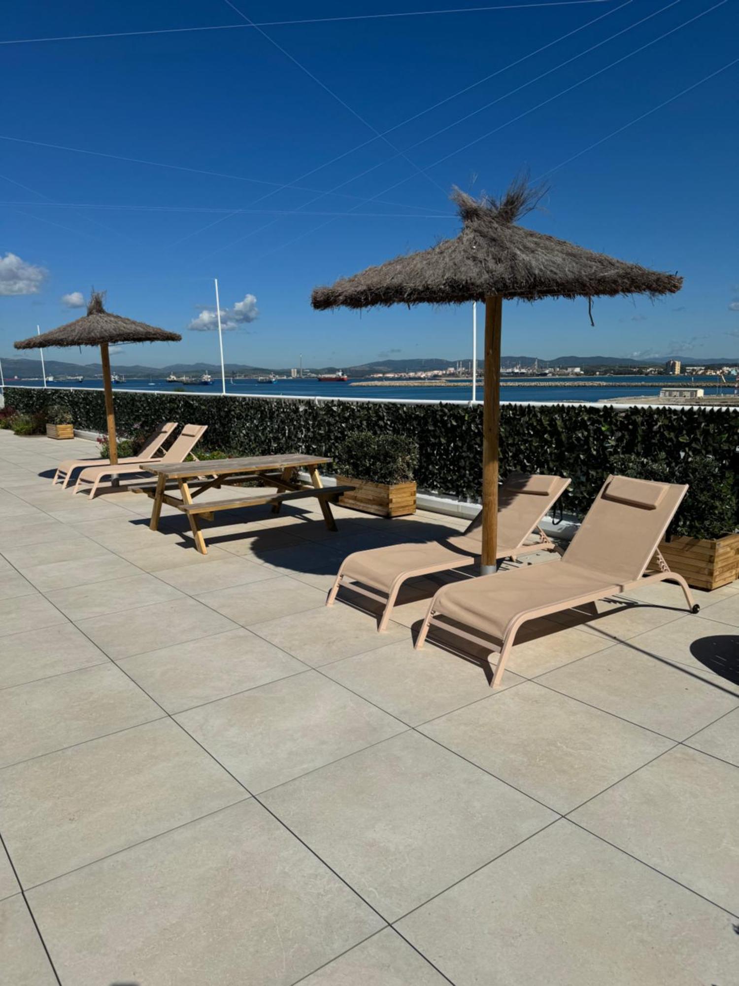 Marina Club Luxury Private Studio With Pool And Incredible Views Γιβραλτάρ Εξωτερικό φωτογραφία
