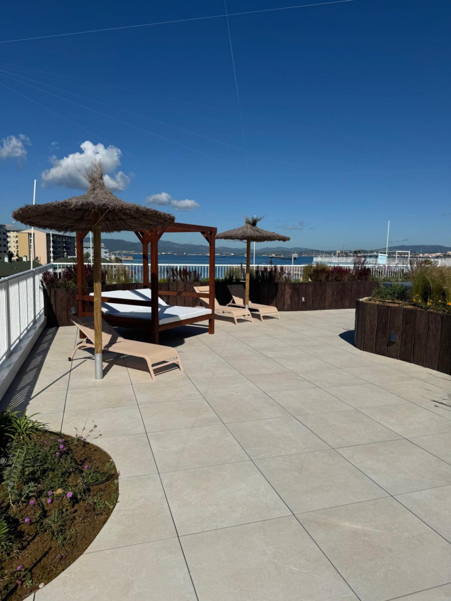 Marina Club Luxury Private Studio With Pool And Incredible Views Γιβραλτάρ Εξωτερικό φωτογραφία